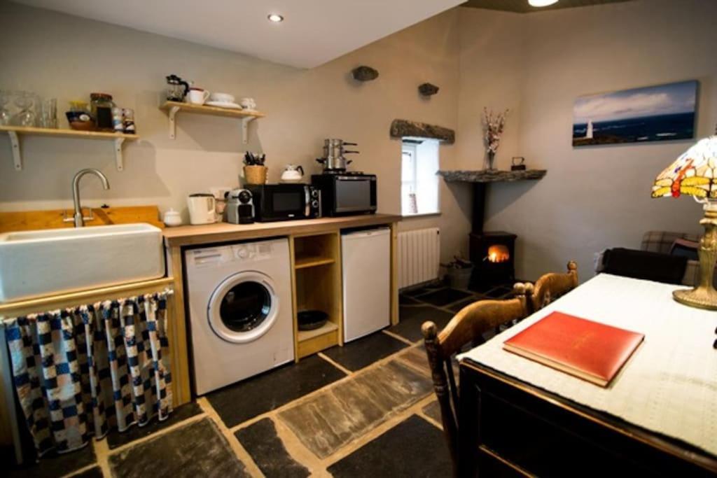 Fermoyle Properties Glynn'S Cottage Fanore Kültér fotó